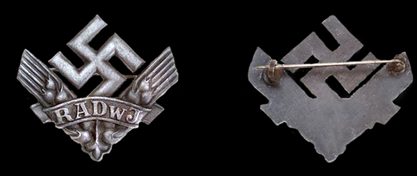 War Helper's Badge - RADwJ